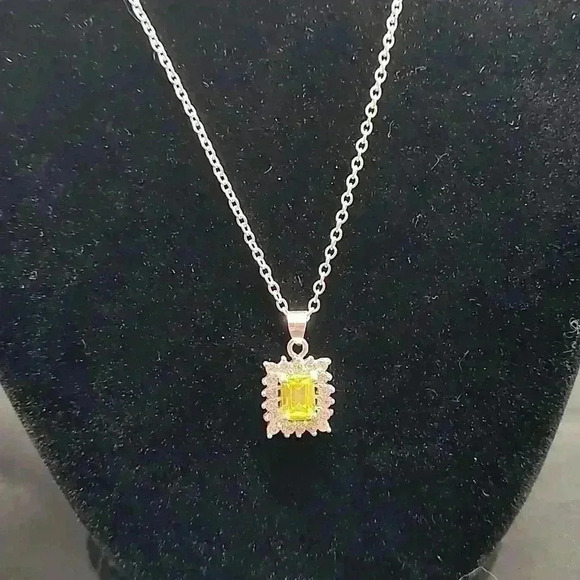 Ow Designer Sterling Silver Emerald Cut Green and White Stone Necklace - Picture 2 of 3